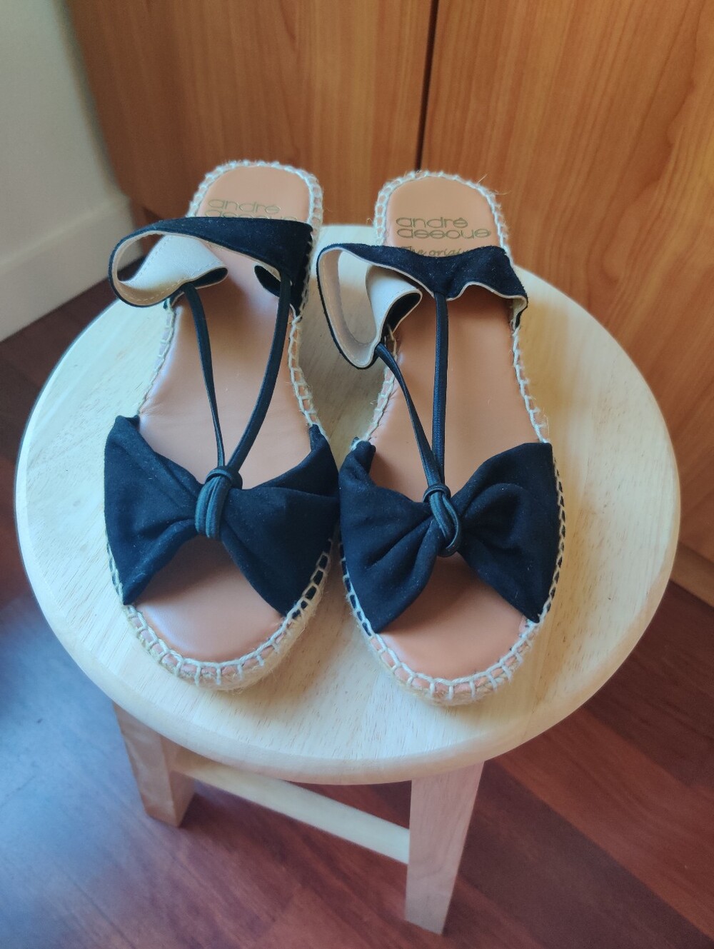 Andre Assous Ante Black Espadrilles NWOT